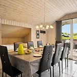 Semesterbostad Telli - 350m From The Sea By Interhome *
