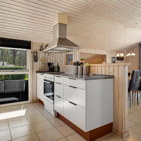 Telli - 350m From The Sea By Interhome